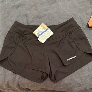 NWT Patagonia Women's Strider 3.5 Athletic Black Shorts